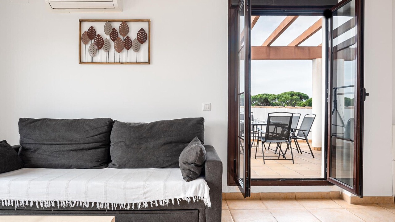 Photo of Livingroom in Poblado de Sancti Petri