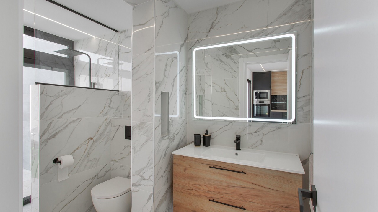 Photo of Bathroom in San Fernando
