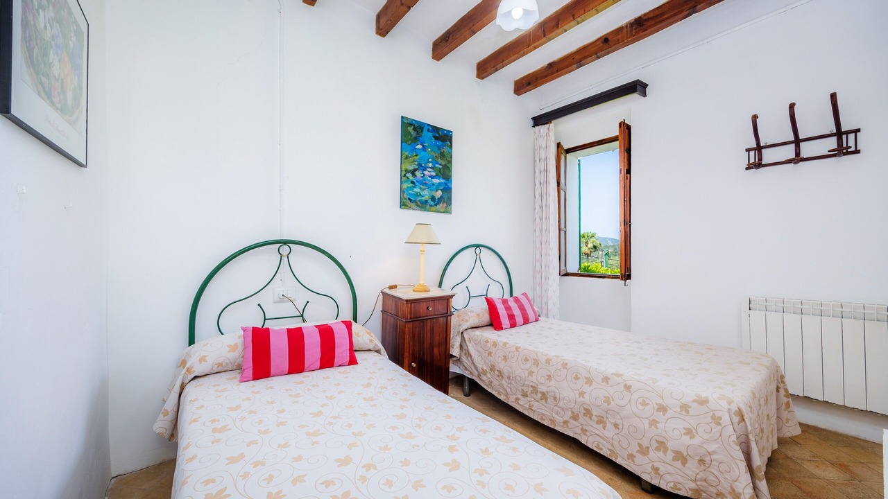 Photo of Bedroom in Biniaraix