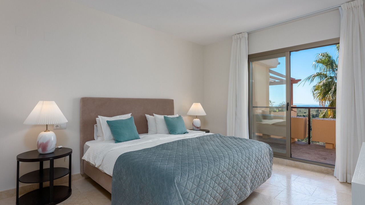 Photo of Bedroom in New Golden Mile