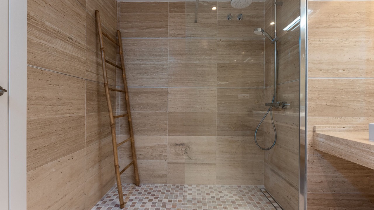 Photo of Bathroom in New Golden Mile
