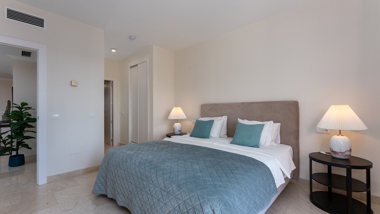Photo of Bedroom in New Golden Mile