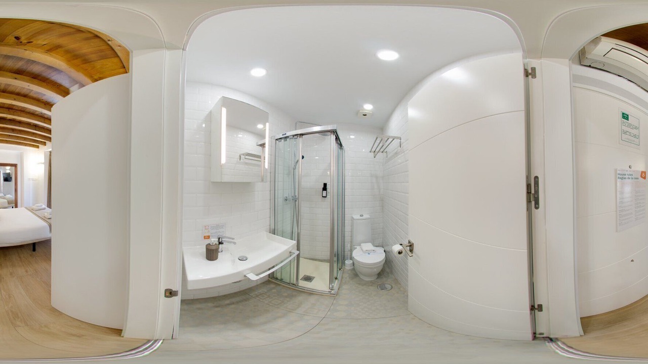 Photo of Bathroom in La Goleta
