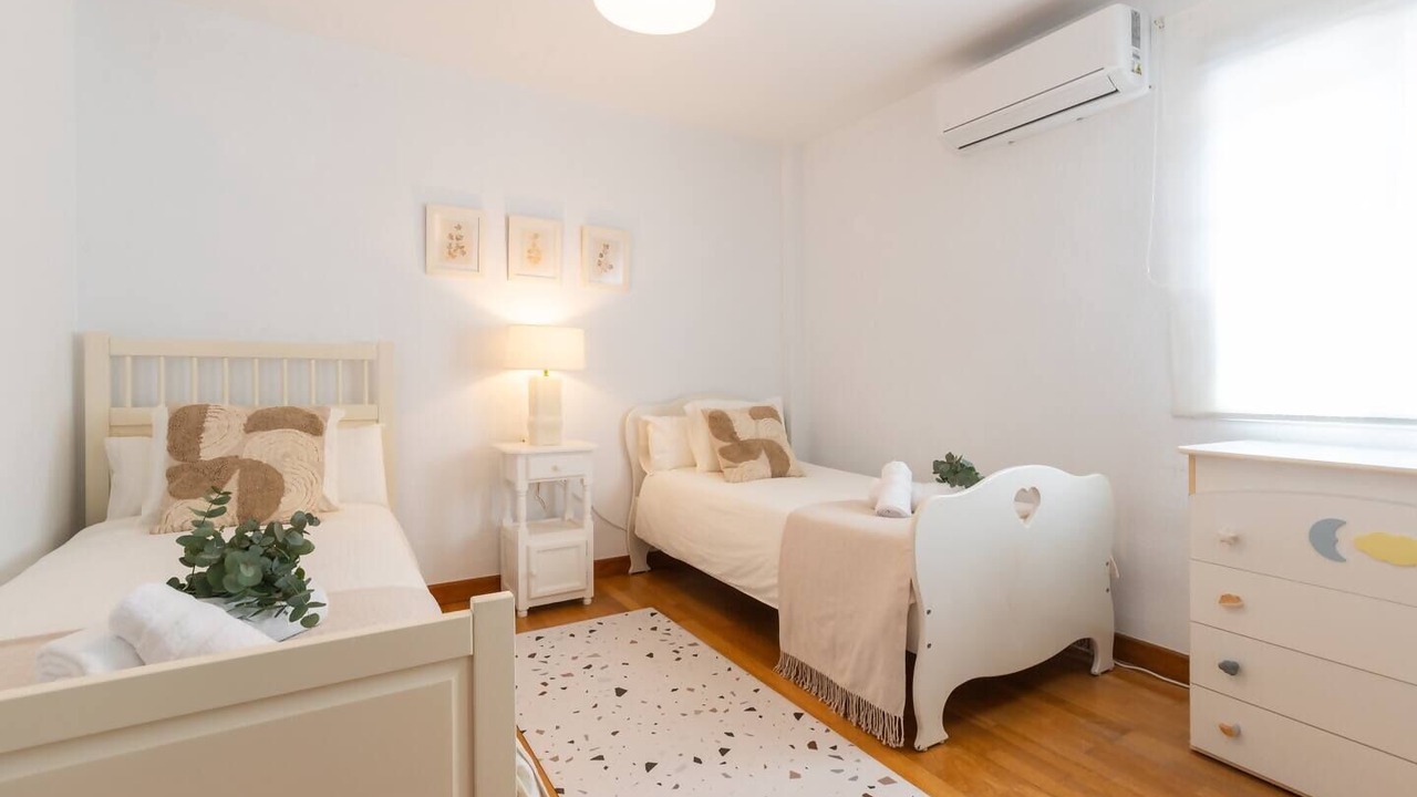 Photo of Bedroom in New Golden Mile