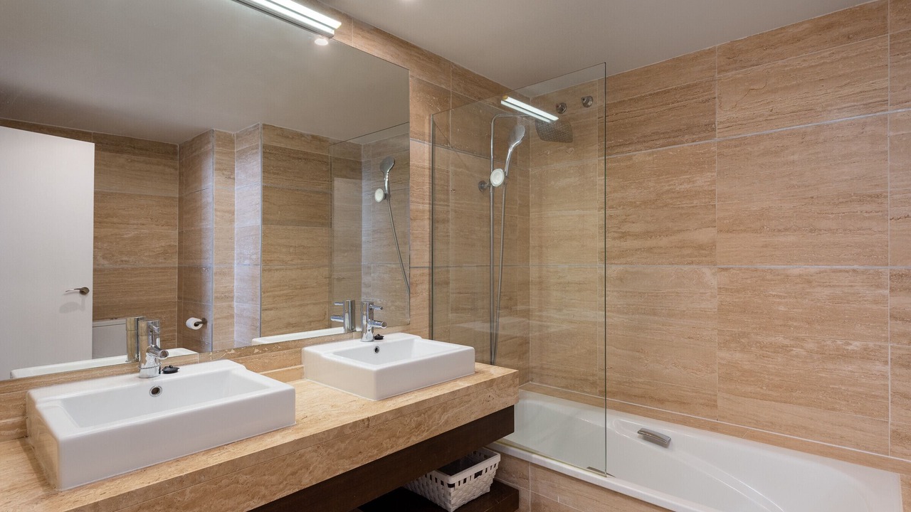 Photo of Bathroom in New Golden Mile