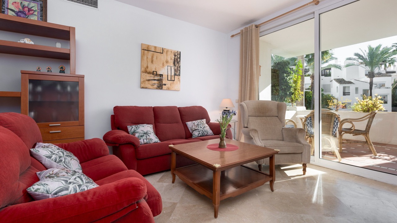 Photo of Livingroom in New Golden Mile