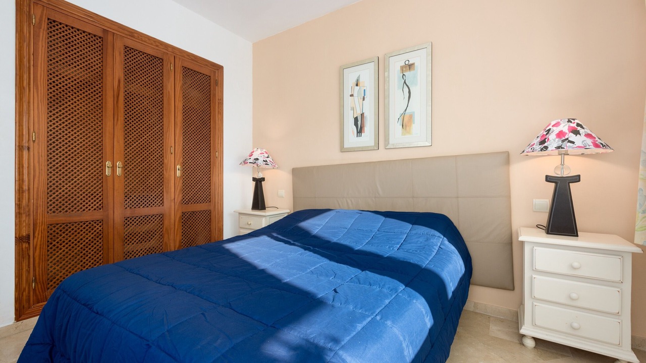 Photo of Bedroom in New Golden Mile