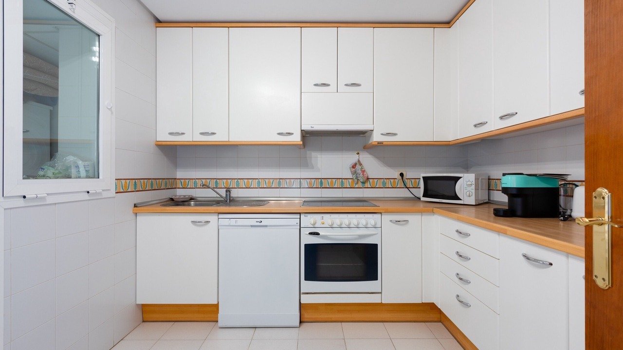 Photo of Kitchen in New Golden Mile