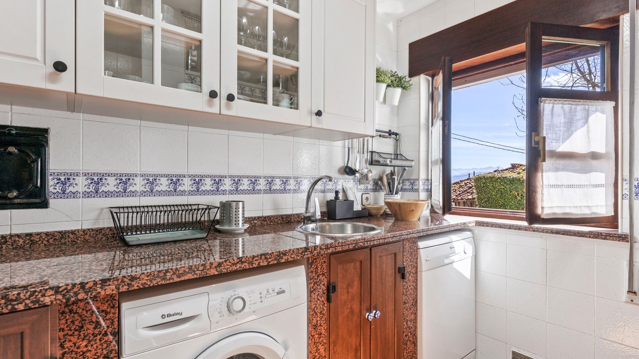 Photo of Kitchen in Cabranes