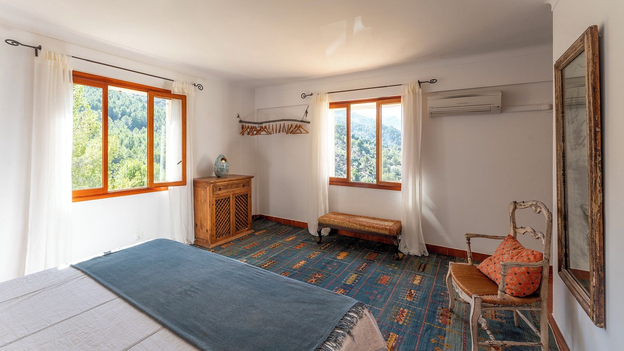 Photo of Bedroom in Soller