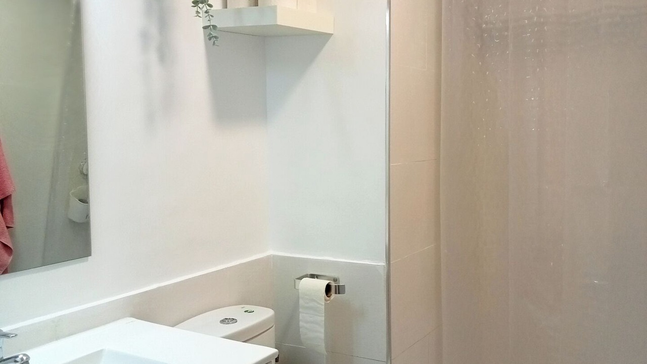 Photo of Bathroom in Doctor Barraquer-Grupo Renfe-Policlinico