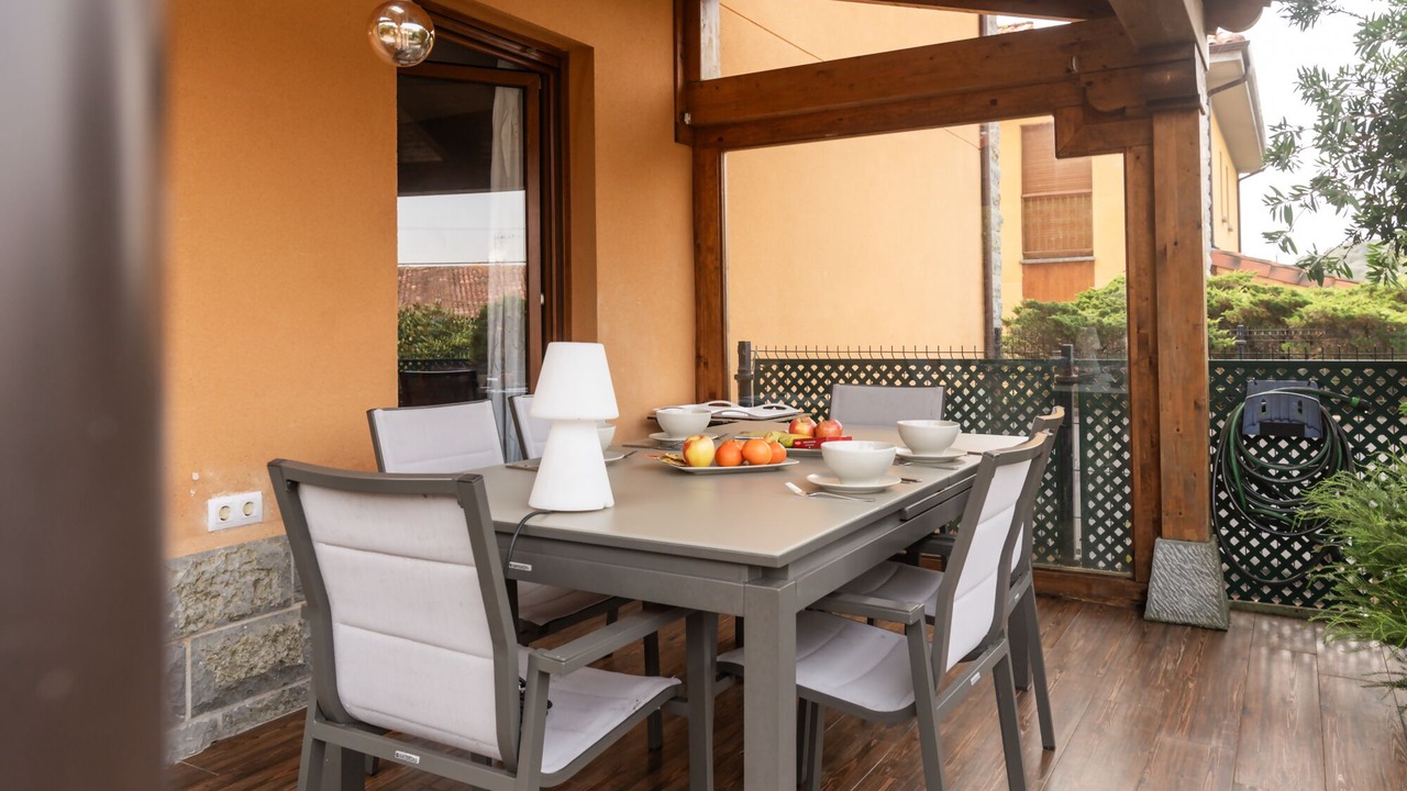 Photo of Patio Balcony in Poo