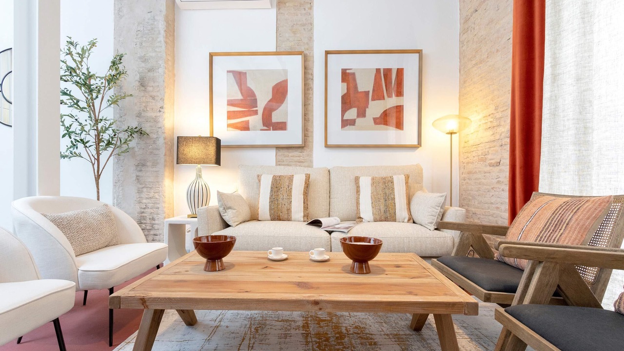 Photo of Livingroom in Alameda