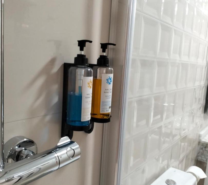 Photo of Bathroom in Villares de la Reina