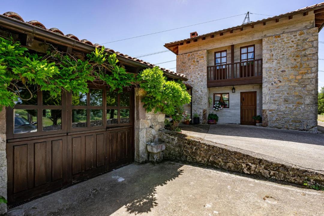Photo of Others in Santianes de Ola