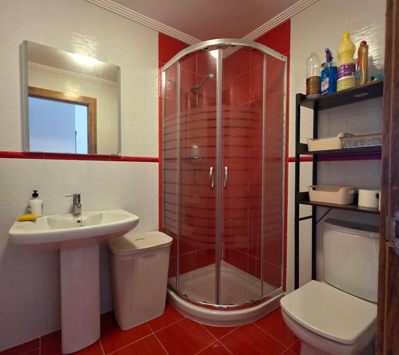 Photo of Bathroom in Condres
