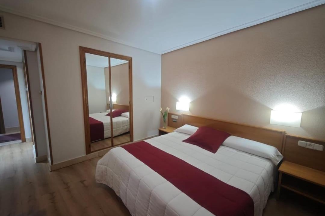Photo of Bedroom in Villares de la Reina