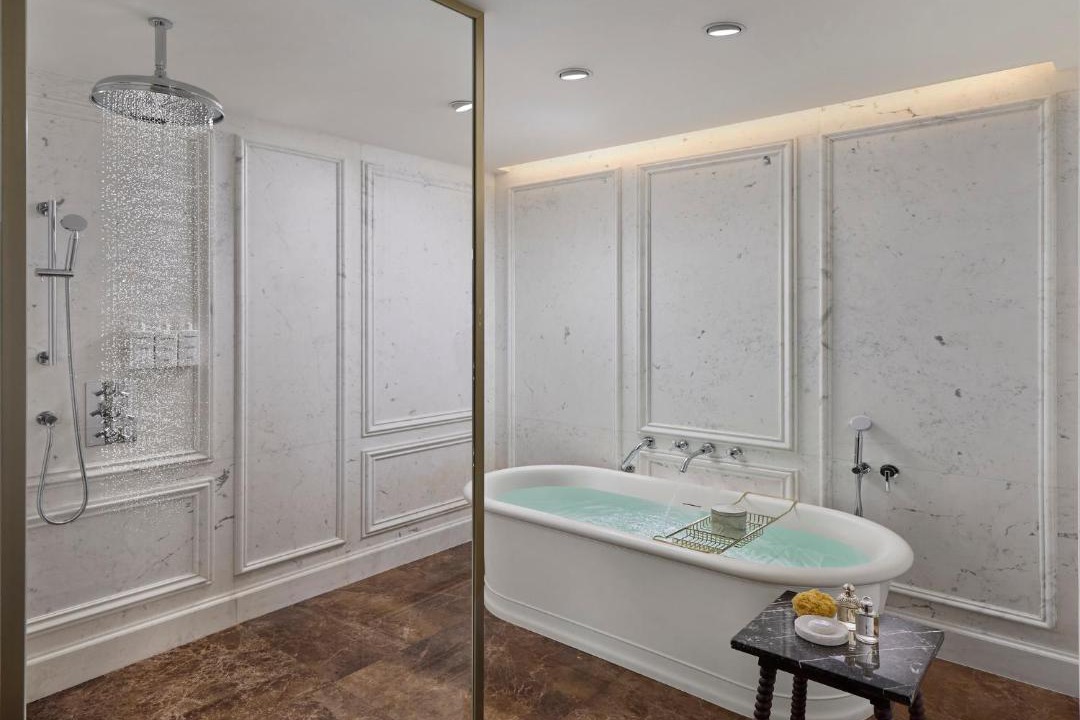 Photo of Bathroom in Golden Triangle of Art