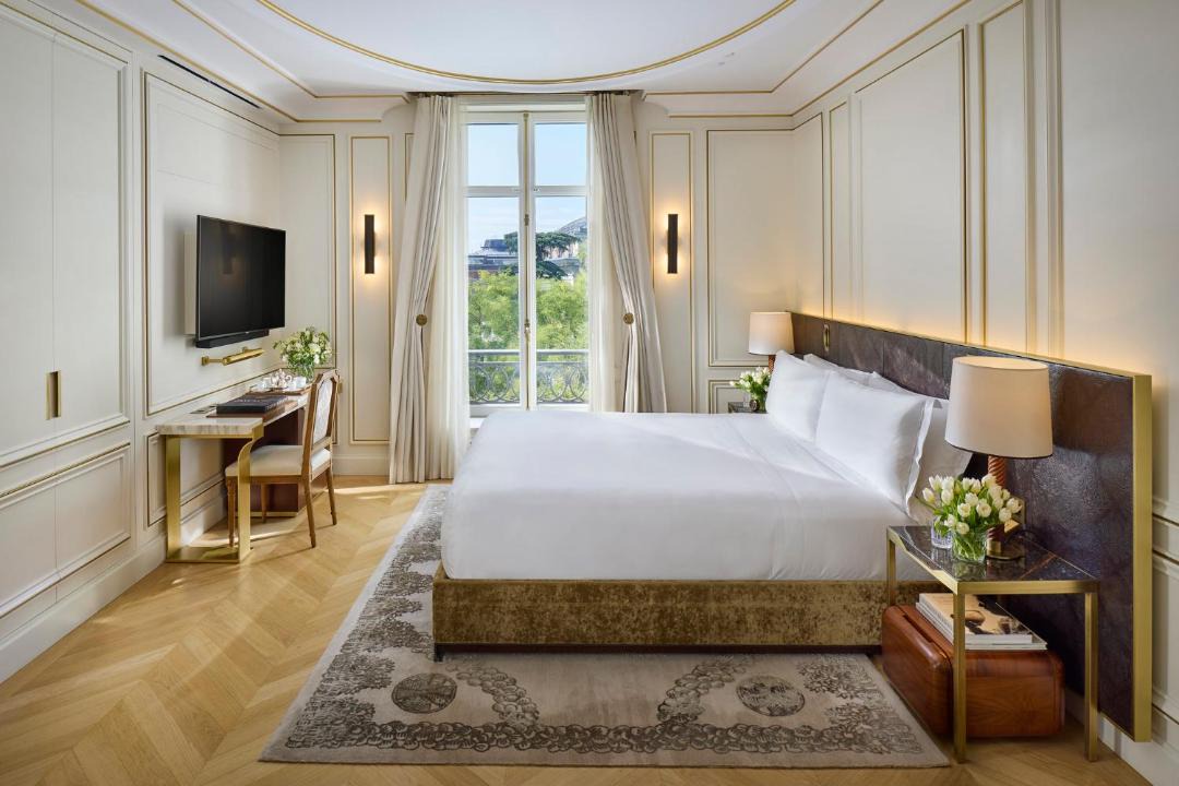 Photo of Bedroom in Golden Triangle of Art