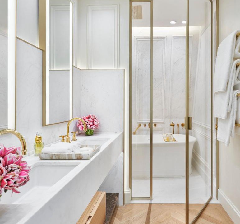 Photo of Bathroom in Golden Triangle of Art