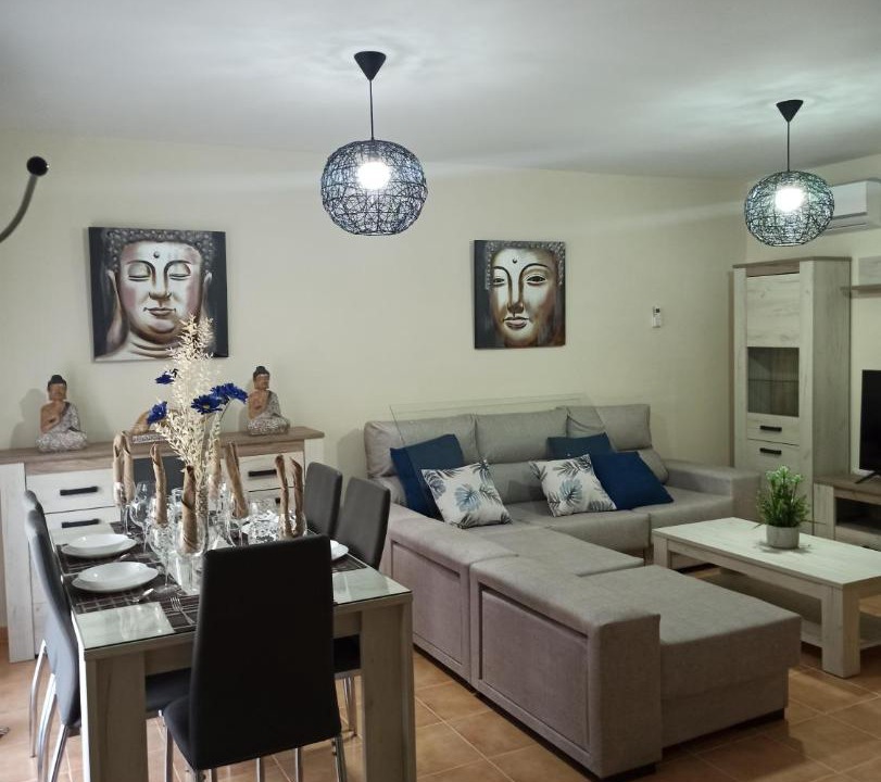 Photo of Livingroom in Benaojan