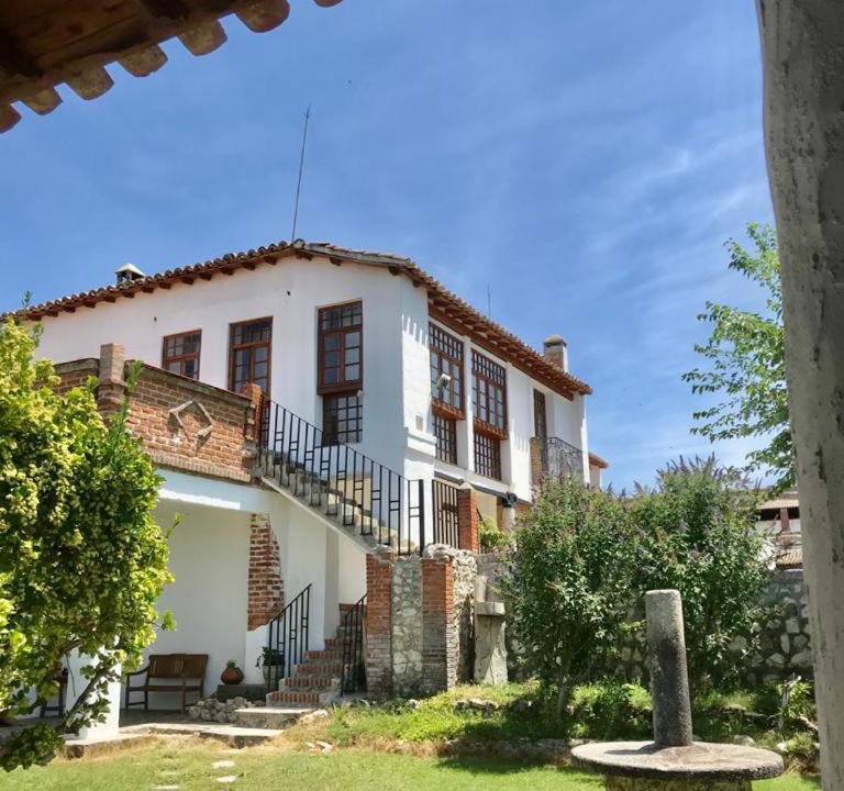 Photo of Buildings in Recas