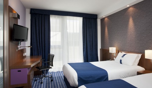 Standard Room, 2 Twin Beds (Free Breakfast)