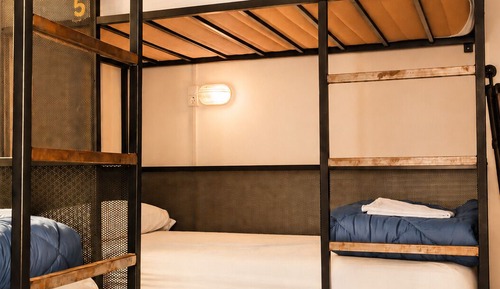 Deluxe Shared Dormitory, Women only, Non Smoking
