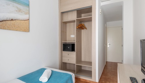 Single Room (Cama Individual)
