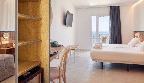 Superior Double or Twin Room, Terrace, Sea View