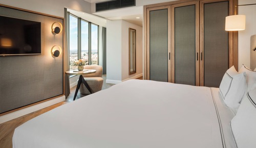 Premium Room