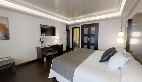 Aleysa room for 3 Guests
