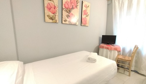 Single Room, Shared Bathroom