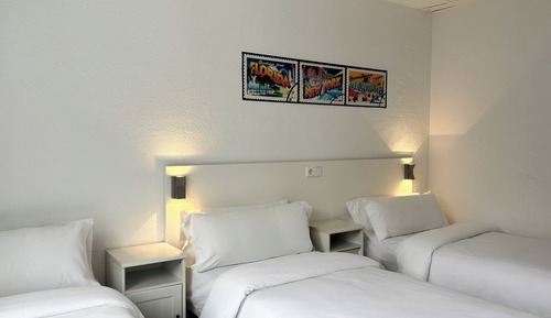 Basic Triple Room