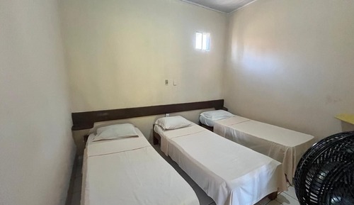 Economy Triple Room