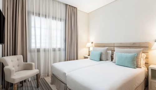 Suite, 2 Bedrooms, Terrace, Partial Sea View