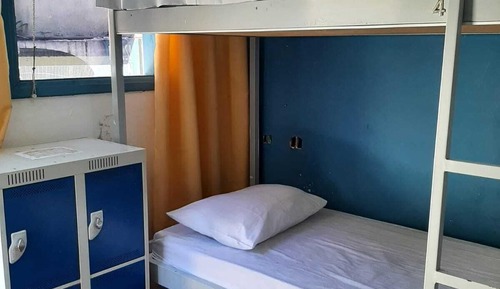 Female Shared Room Glauco Rodrigues - 4 beds