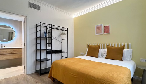 Apartment (4 Bedrooms)