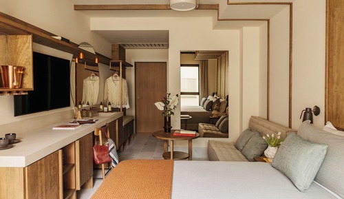 Room, Connecting Rooms (Always ME)