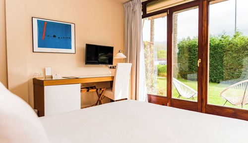 Superior Double Room, Garden View