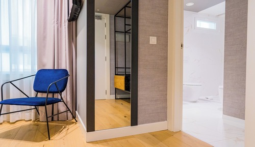 Standard Double Room (Interior)
