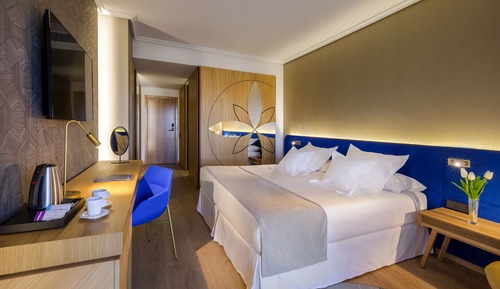 Premium Room