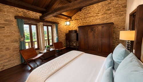 Suite, Mountain View