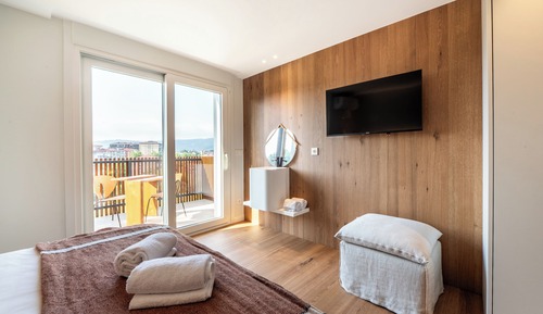 Superior Room, Balcony, Pool View