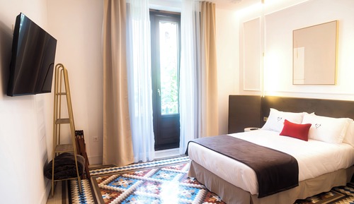 Comfort Suite, City View