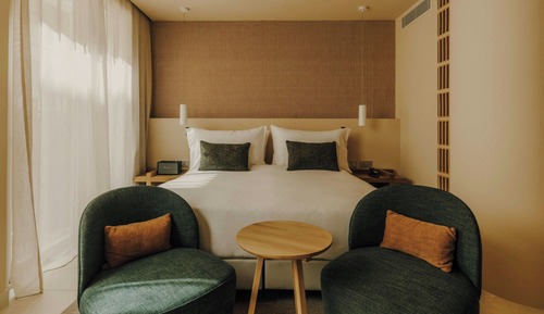 Deluxe Room, 1 King Bed, Terrace