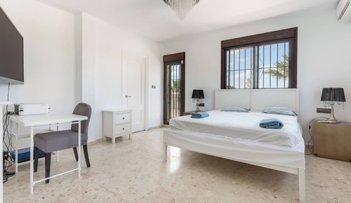 Villa, Ocean View