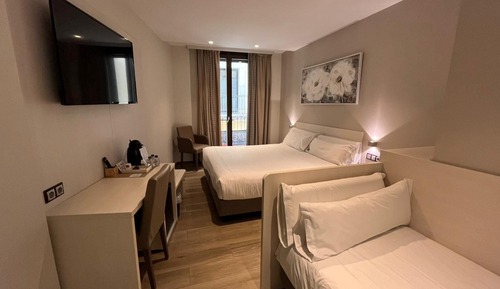 Superior Triple Room
