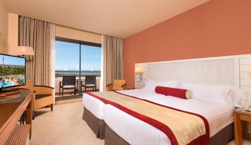 Double or Twin Room with Front Sea View
