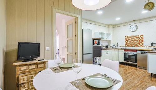 Three-Bedroom Vacation Home 